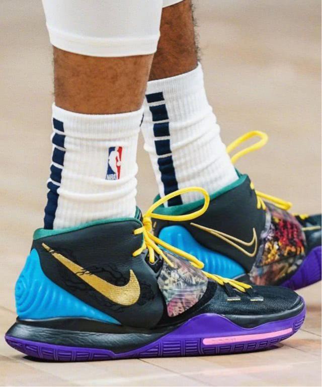 半场战报：罗马1-0乌迪内斯，洛伦佐-佩莱格里尼点射破门（半场速报：罗马1-0乌迪内斯，洛伦佐-佩莱格里尼点球建功）