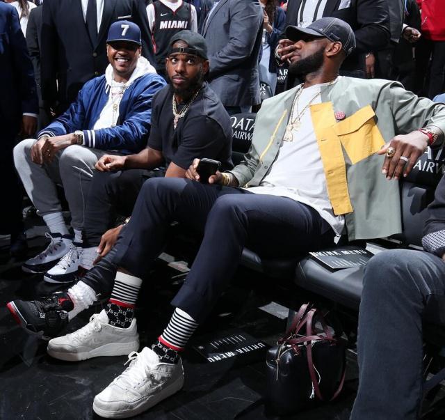 卡拉格公开向萨拉赫道歉，强调其利物浦贡献（卡拉格公开向萨拉赫致歉并肯定其对利物浦的贡献）