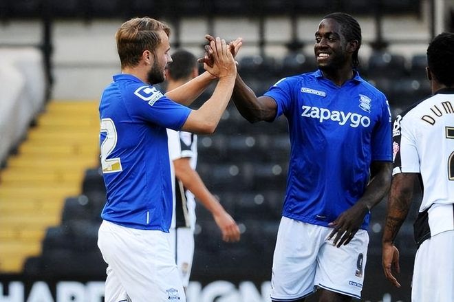 已经连续缺席21场！老鹰官方：特雷·杨预计下周恢复球场训练（连缺21战！老鹰官宣：特雷·杨预计下周恢复场上训练）