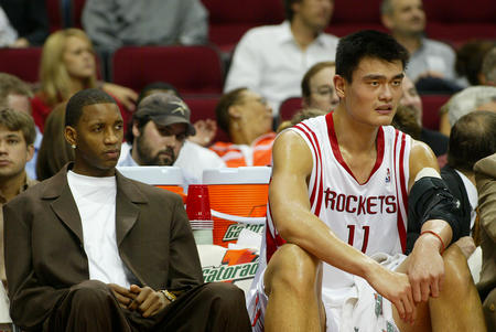 埃奇库姆：球场上的冷静智者（埃奇库姆：赛场上的冷静智囊）