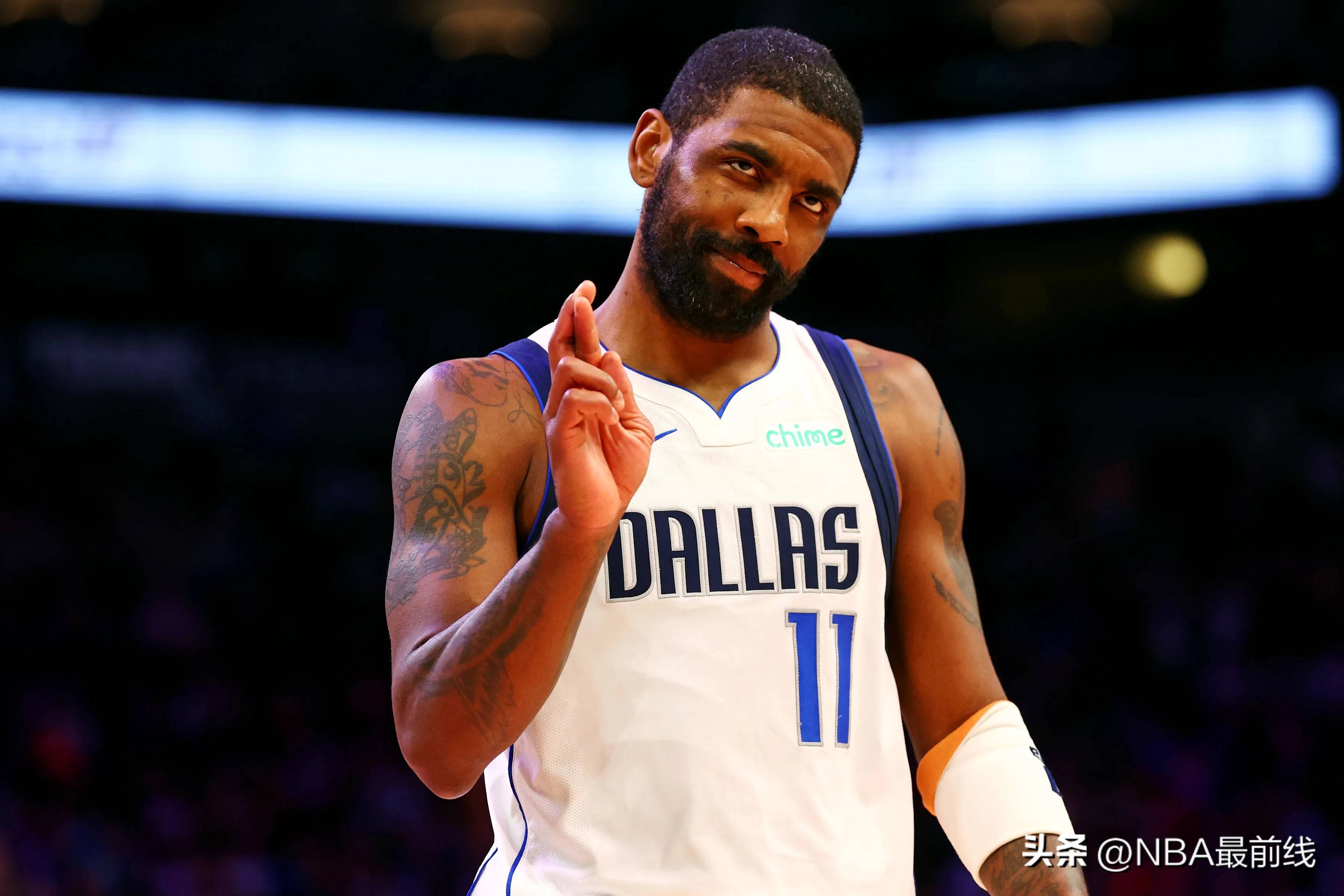 首节精彩表现，马克西建立优势（马克西首节高光，确立领先优势）