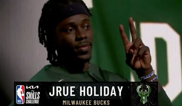 足球中超队长带伤上阵，拼劲获赞（中超队长带伤出战，顽强拼搏赢称赞）