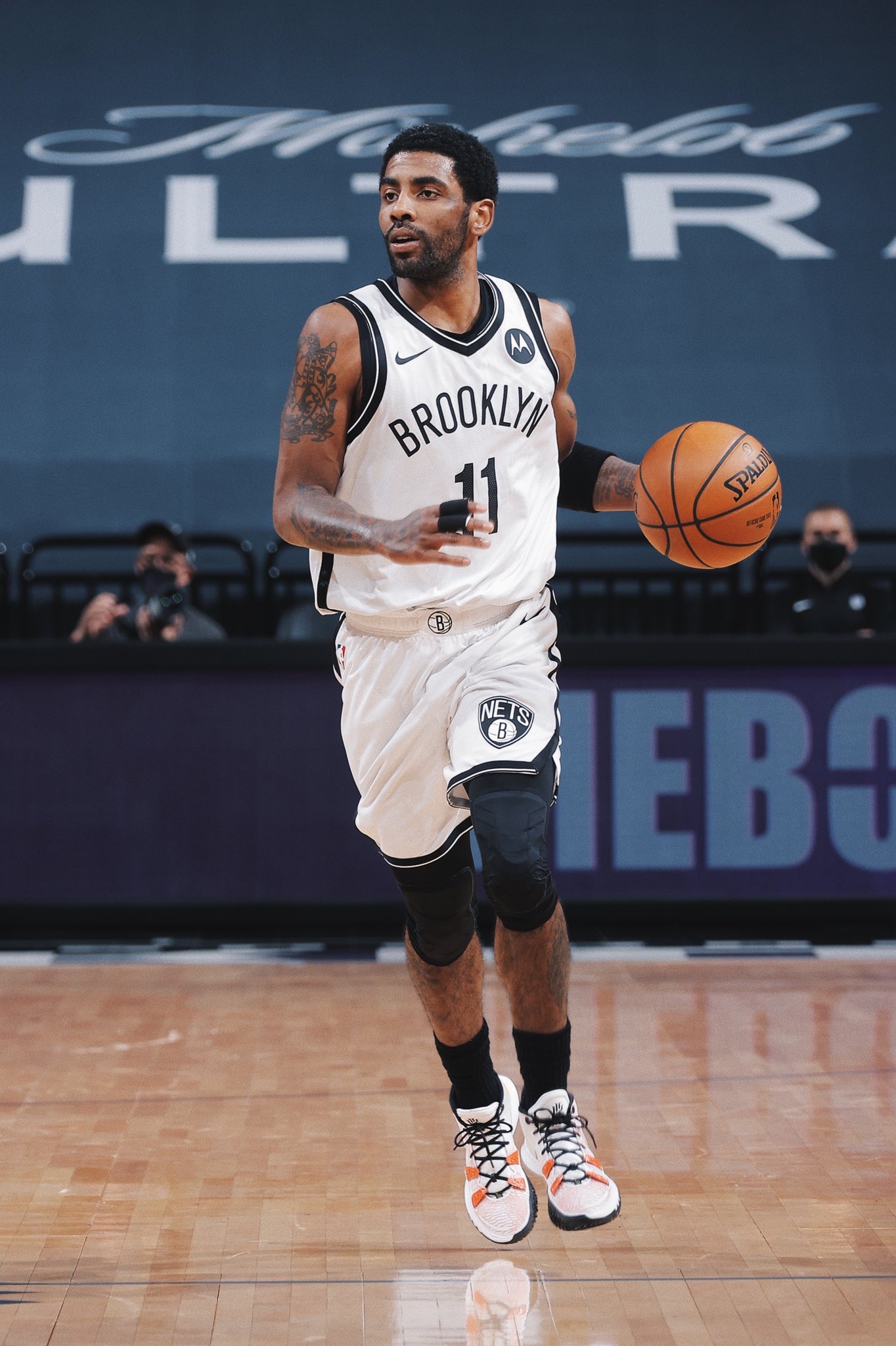 斯基拉：皮奥利不会辞职，他不愿放弃年薪320万欧元的3年合同（斯基拉：皮奥利无意辞职，不愿放弃年薪320万欧的三年合同）