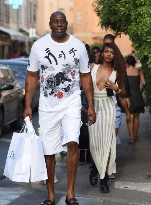 麦克尼利：克尼佩尔惊艳了所有人 就现在来看他应该入选全明星（麦克尼利称克尼佩尔惊艳全场：以目前表现他该进全明星）